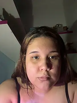 Miukishogum stripchat live cam model