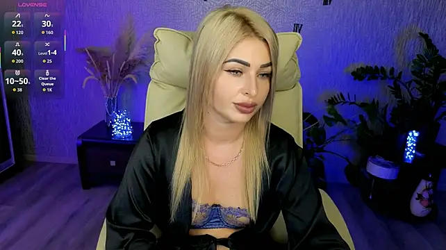 NikaSkyLove stripchat live cam model