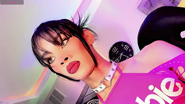 Dafnne-xxx stripchat live cam model