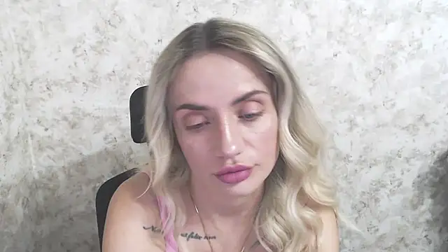 MerryRose33 stripchat live cam model