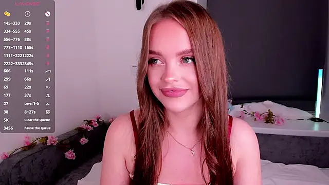 AriaRosaline stripchat live cam model