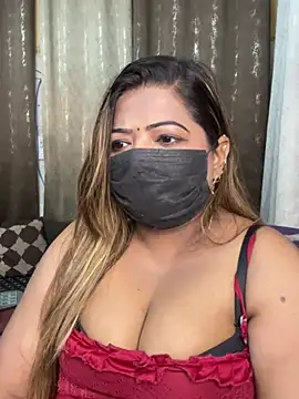 Oh-Monika87 stripchat live cam model