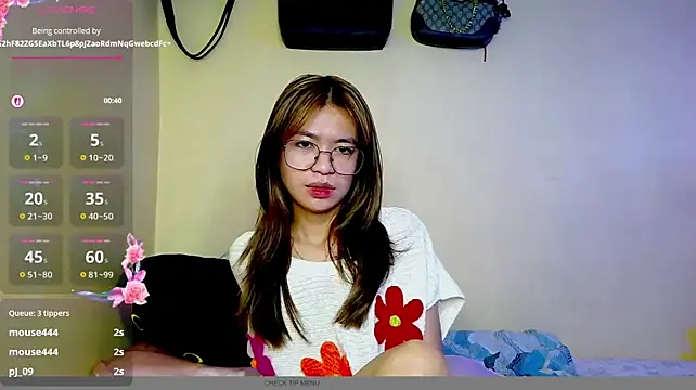 Luna_Moonfang stripchat live cam model