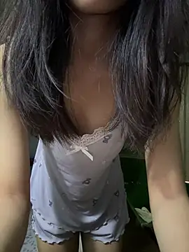 Pinkatyna stripchat live cam model