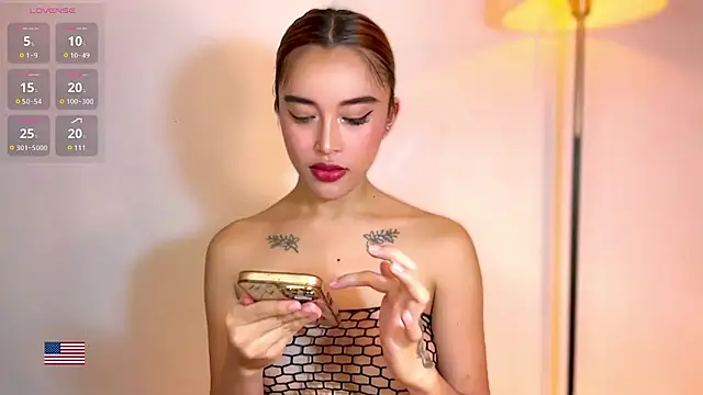 Sexxi_Amber stripchat live cam model
