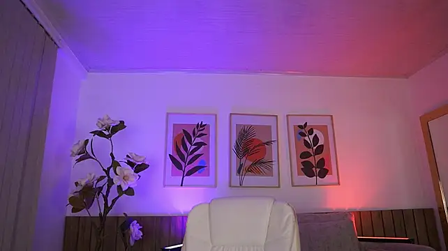 AmaiaMoretti stripchat live cam model