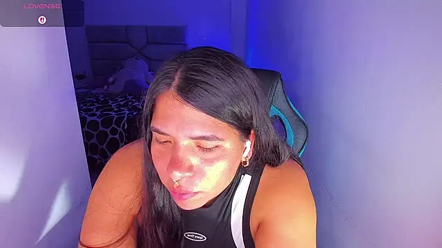 karlathompson1 stripchat live cam model