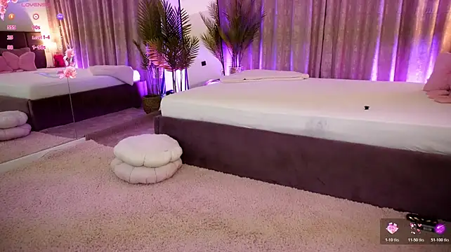 Emily__Hudsson stripchat live cam model