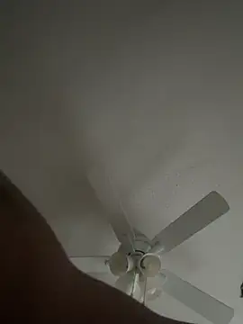 juicyyybootyy stripchat live cam model