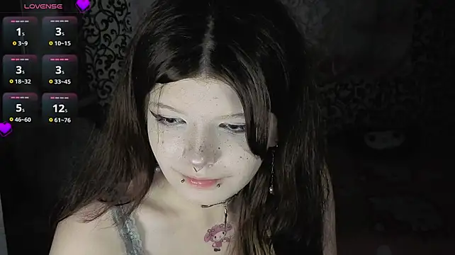 KiraJent stripchat live cam model