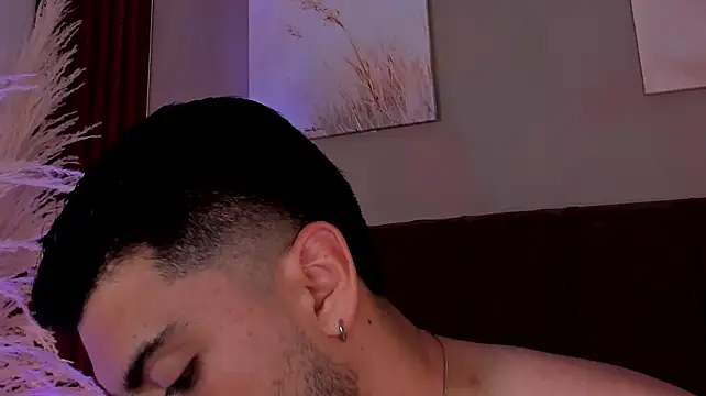 Alexander_Diazz stripchat live cam model