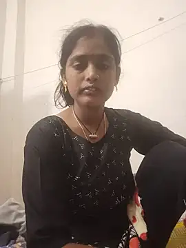 Guriya_0076 stripchat live cam model