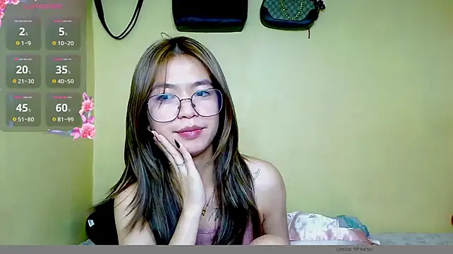 Luna_Moonfang stripchat live cam model