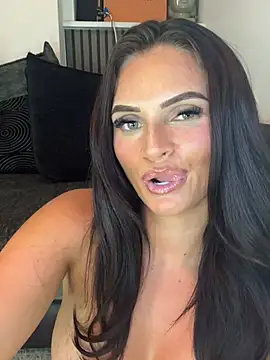 Destinylovex stripchat live cam model