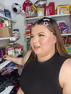 kitty__pinnk stripchat live cam model