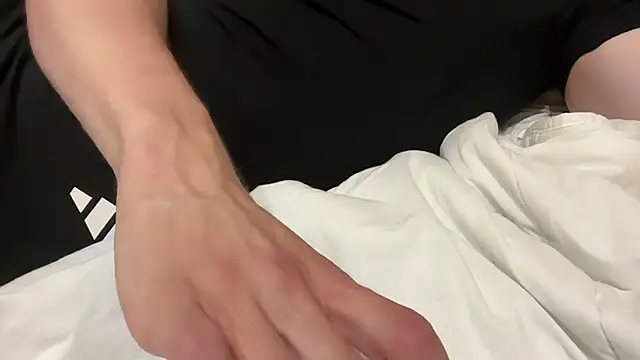 adidas_guy stripchat live cam model
