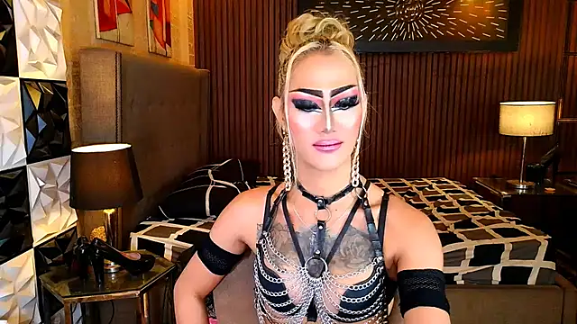 HorseCockDivine stripchat live cam model