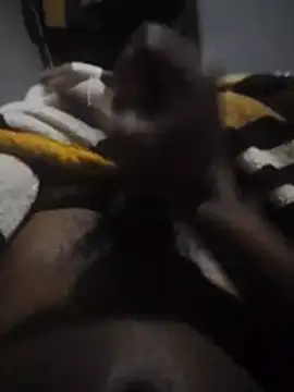 Asiphenkosi stripchat live cam model