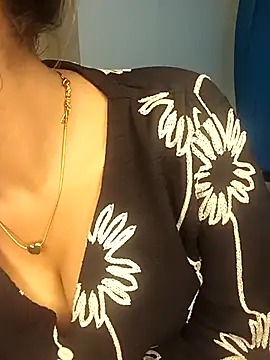 Marathi_gavtami stripchat live cam model