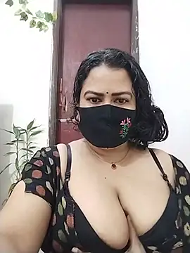 Star--Girl stripchat live cam model