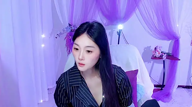 Tili_Lucky stripchat live cam model