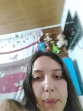 Bella_Karoline stripchat live cam model