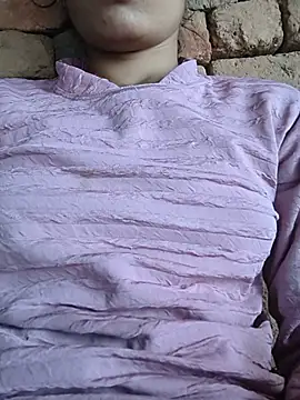 Hott_soniya stripchat live cam model