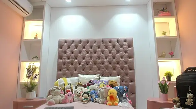 TenderTeacher stripchat live cam model