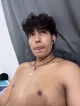 Googdatboy stripchat live cam model