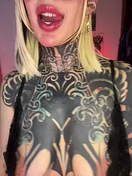 Musedreams stripchat live cam model