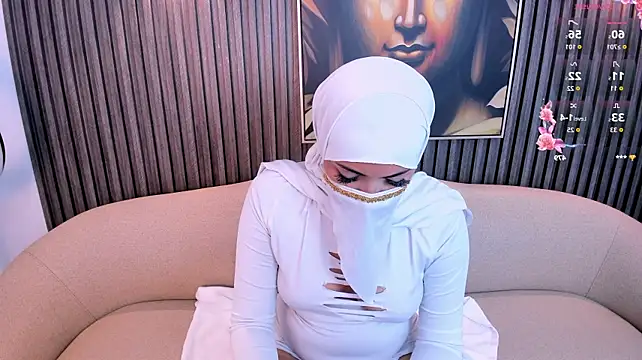 juli_thali stripchat live cam model