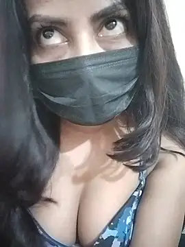 SAPNA-LOVEE stripchat live cam model