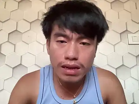 Benevolent_XO_Marc stripchat live cam model