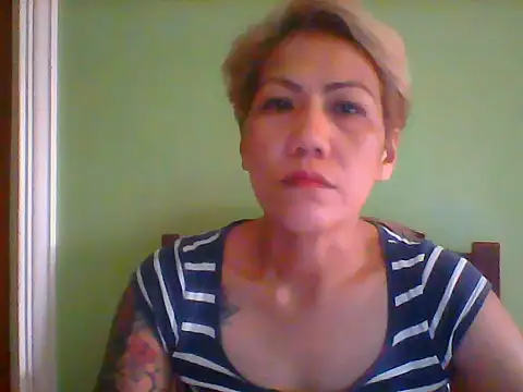pinayheartaker stripchat live cam model