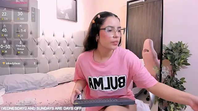AZ_Aliiz stripchat live cam model