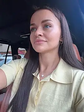 AngelinaTeller stripchat live cam model