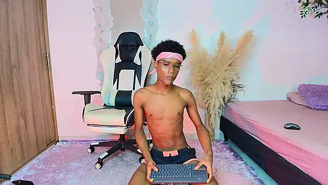 IamAndrey stripchat live cam model