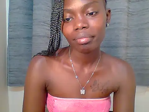 Sweet_quincy stripchat live cam model