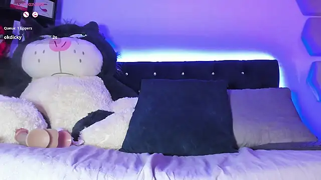 yulianademond66 stripchat live cam model