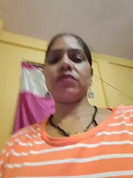 simran_bby stripchat live cam model