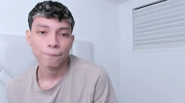 JeanLuc_Live stripchat live cam model