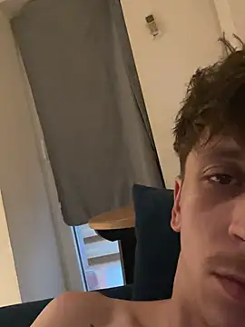 wrxngbank stripchat live cam model
