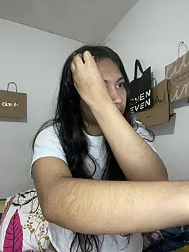 Xaannder stripchat live cam model