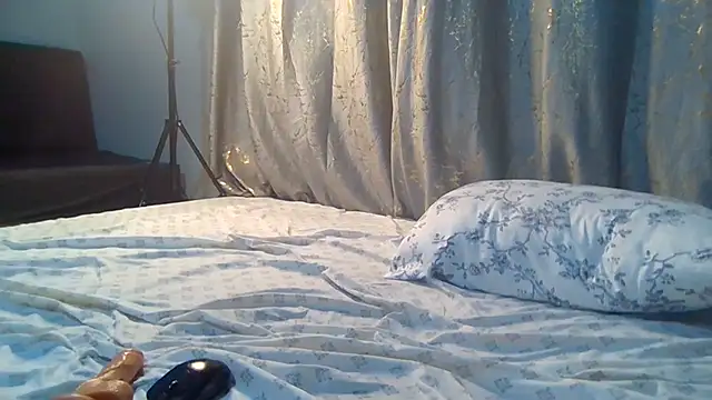 Kylerr_ stripchat live cam model
