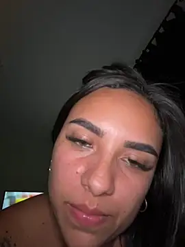 Damnhot26 stripchat live cam model