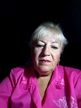 EmmaSwan555 stripchat live cam model