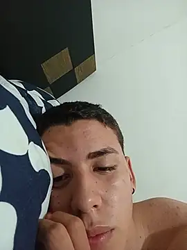 rick02_2004 stripchat live cam model