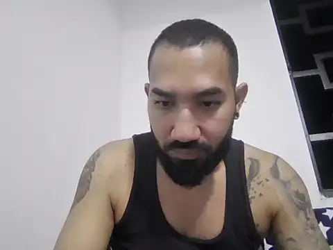 _Amauri stripchat live cam model