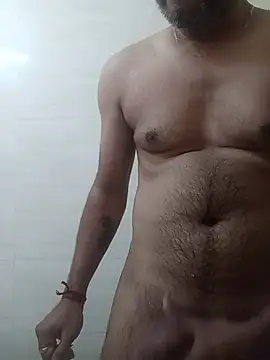 Aloneisbest stripchat live cam model