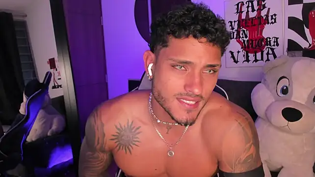 Alessandro_Vanni stripchat live cam model